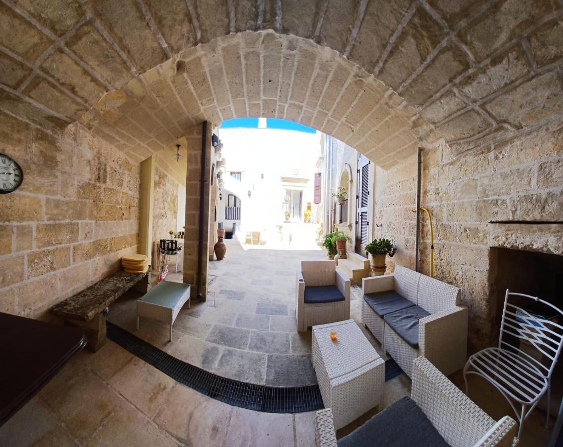 Palazzo Mellacqua Castiglione d'Otranto Esterno foto