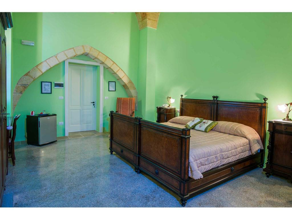 Palazzo Mellacqua Castiglione d'Otranto Esterno foto